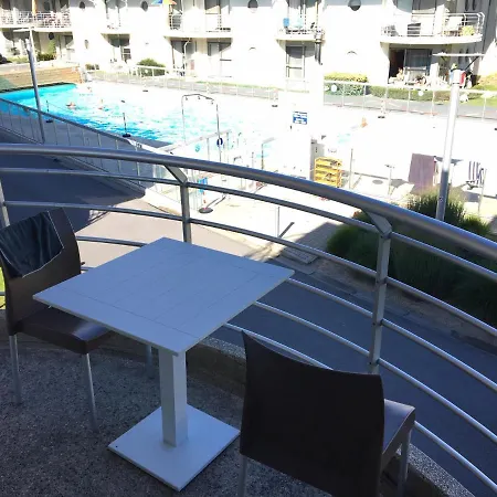 Poolsyde Apartment