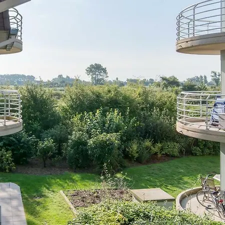 Apartment Poolsyde